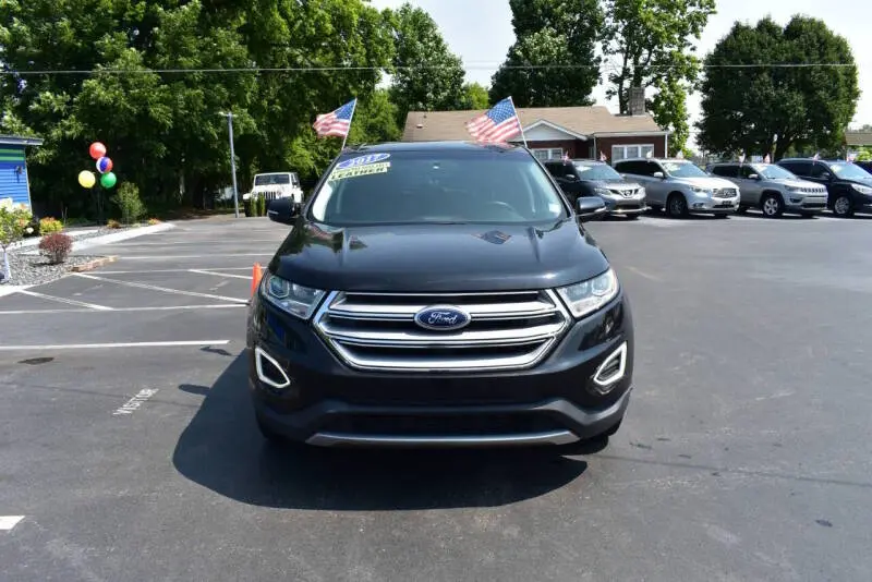 2017 Ford Edge Titanium photo 4