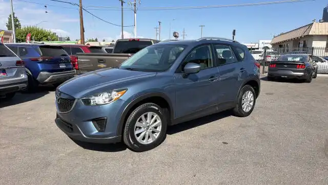 2014 Mazda CX-5 Sport auto's photo