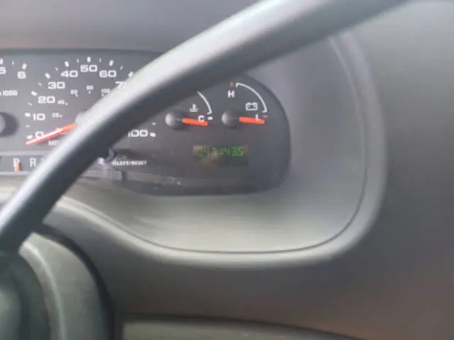 2004 Ford E-Series undefined photo 3