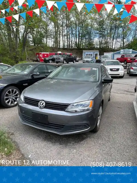 2012 Volkswagen Jetta Base 6AT's photo