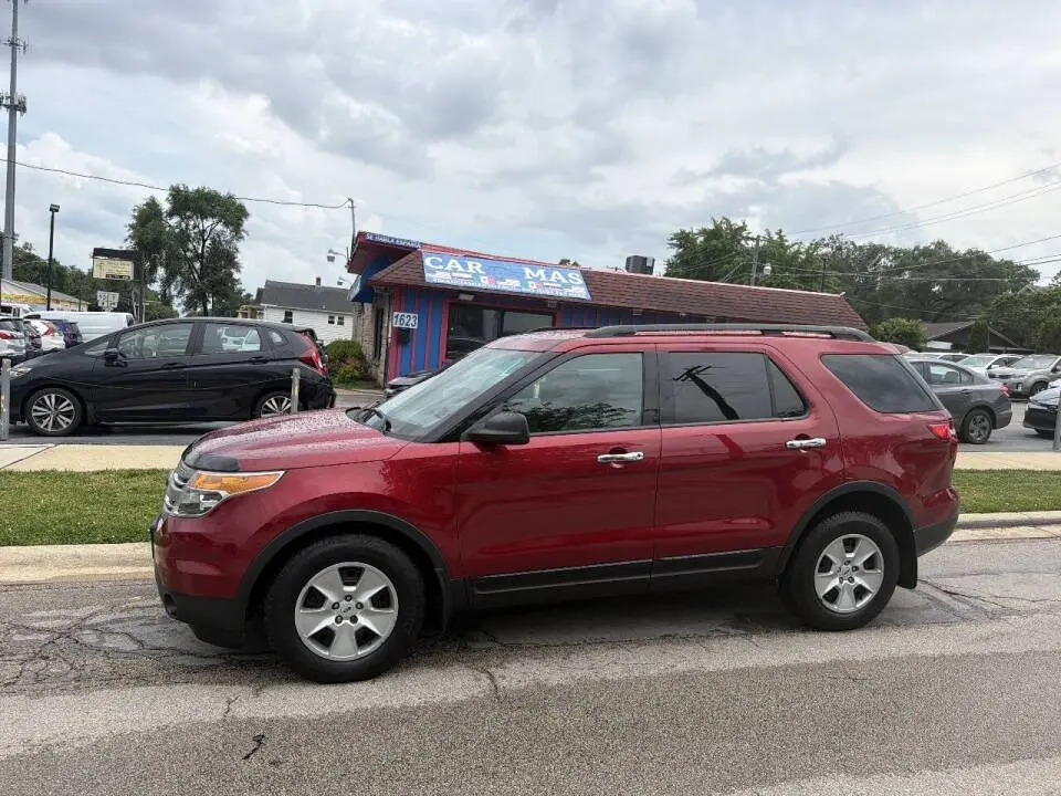 2013 Ford Explorer Base photo 3