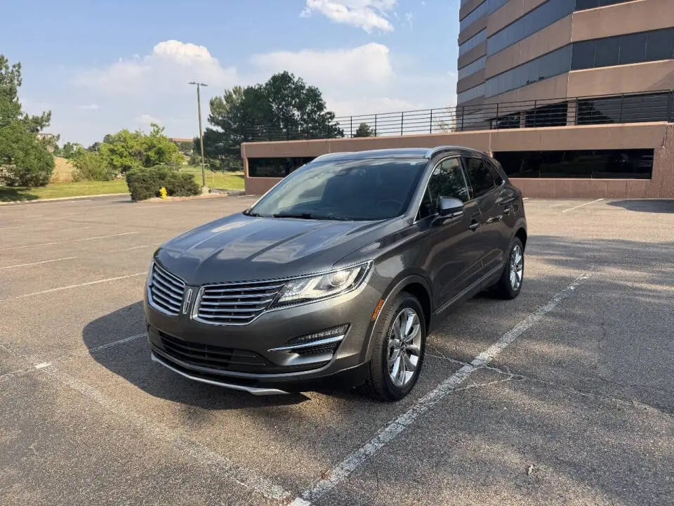 2017 Lincoln MKC Select AWD photo 1