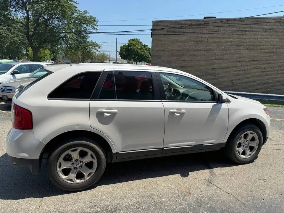 2012 Ford Edge SEL photo 4