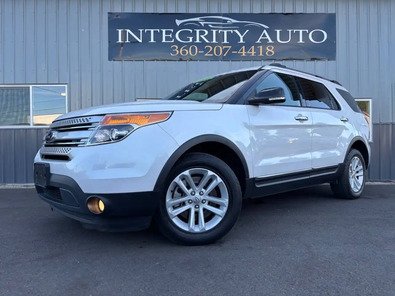 2014 Ford Explorer XLT 4x4's photo