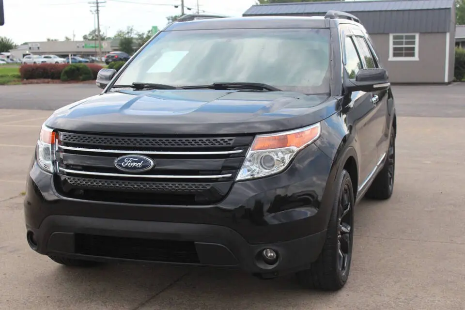Vehicle Image 1