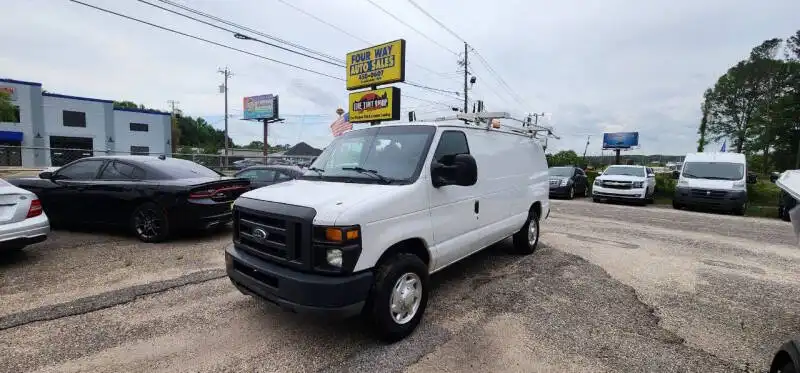 2010 Ford E-Series E-250 Van's photo