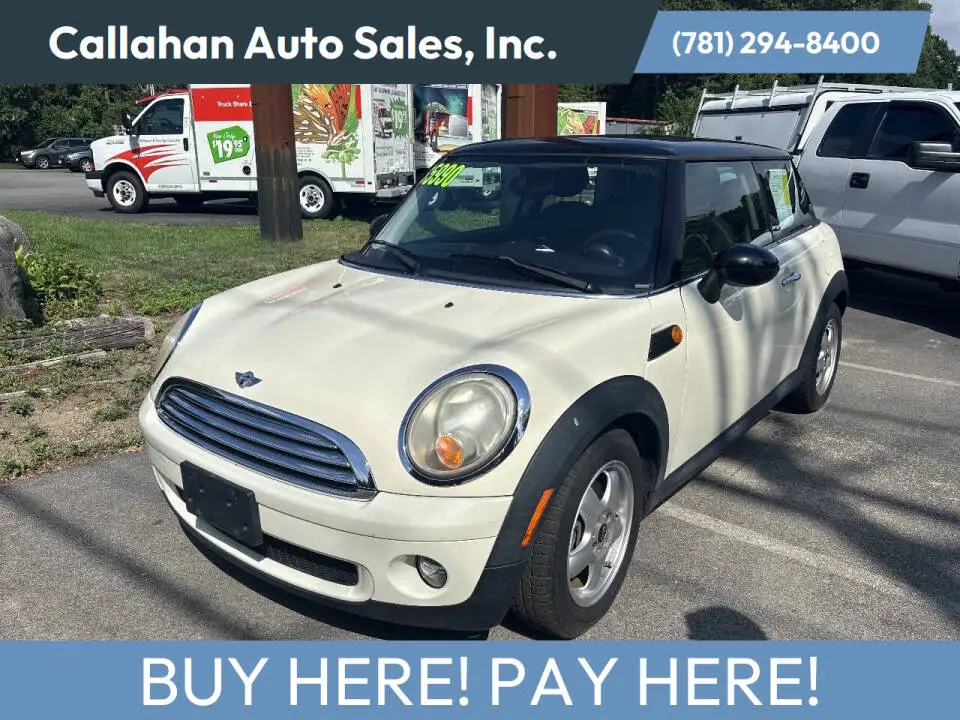 2010 MINI Cooper Base photo 1