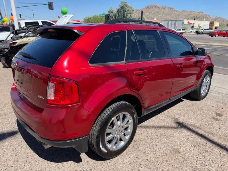 2013 Ford Edge SEL photo 5