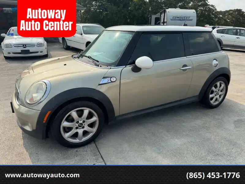 2010 MINI Cooper S's photo