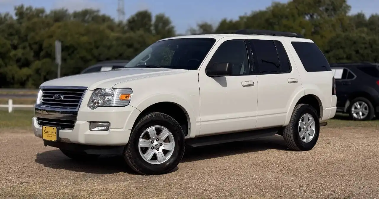 2009 Ford Explorer XLT 4.6 4x4's photo