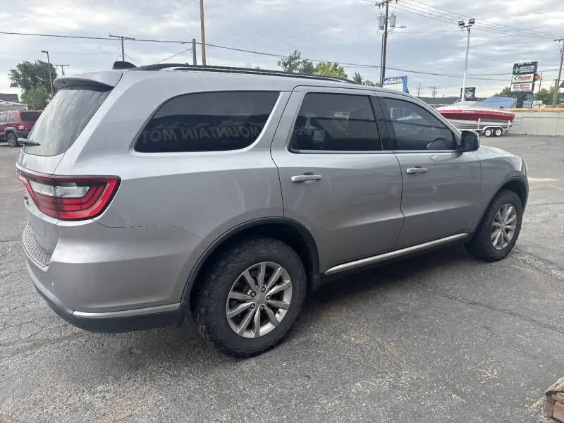 2017 Dodge Durango SXT Plus AWD photo 3