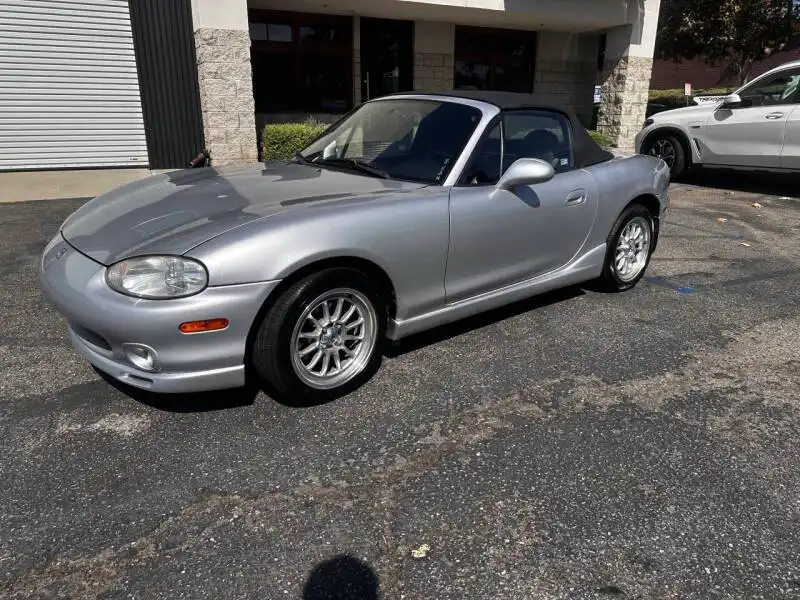 2000 Mazda MX-5 Miata LS's photo