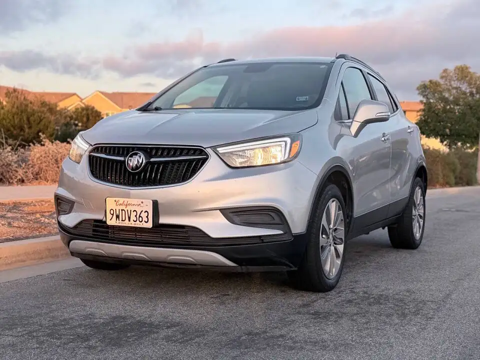 2019 Buick Encore Preferred's photo