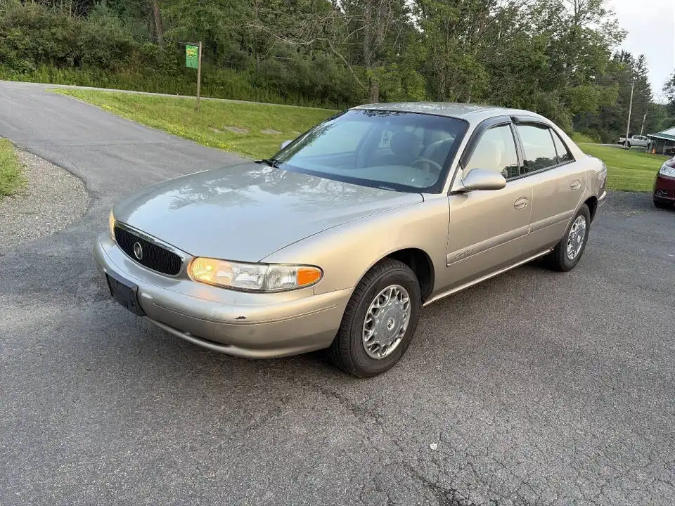 2002 Buick Century Custom's photo