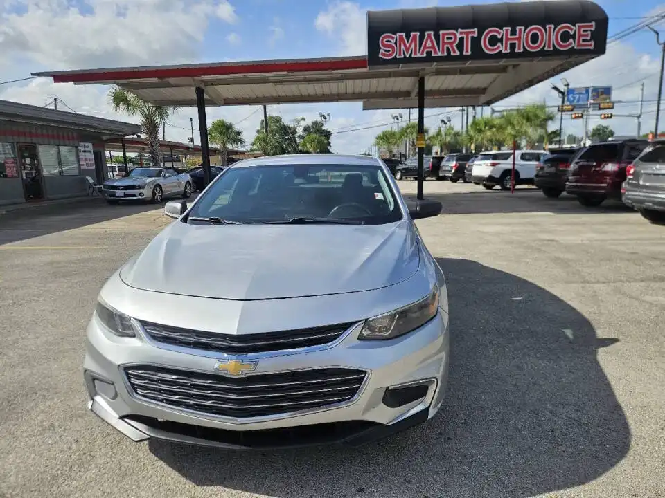 2017 Chevrolet Malibu 1LS's photo