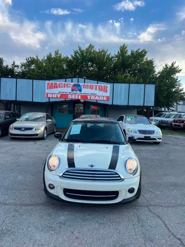 Vehicle Image 1