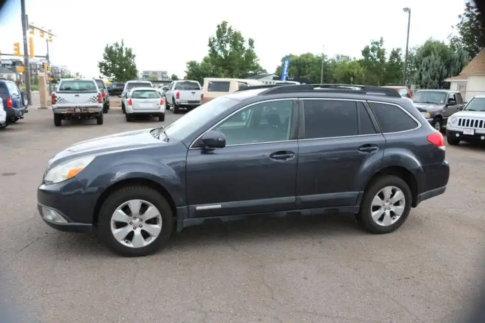 2011 Subaru Outback 2.5i Premium PZEV's photo