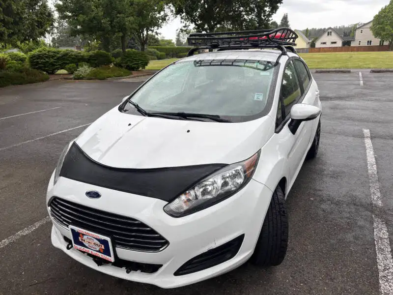 2016 Ford Fiesta SE Hatch's photo