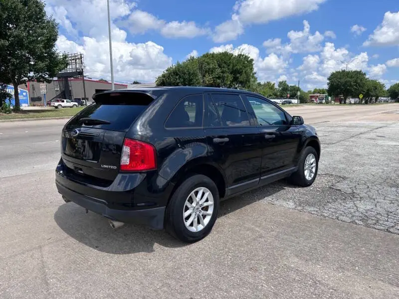 2014 Ford Edge SE photo 3