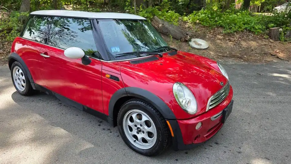 2005 MINI Cooper Base's photo