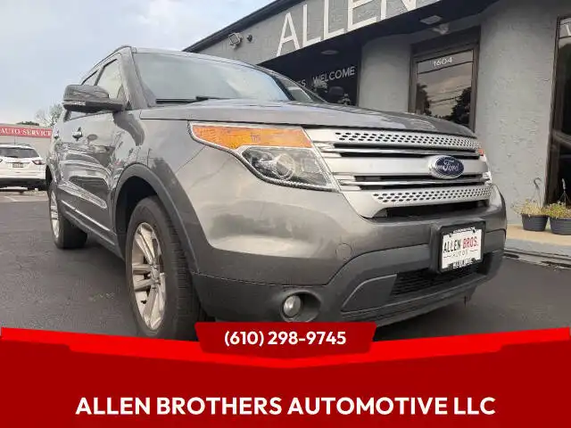 2014 Ford Explorer XLT 4x4's photo