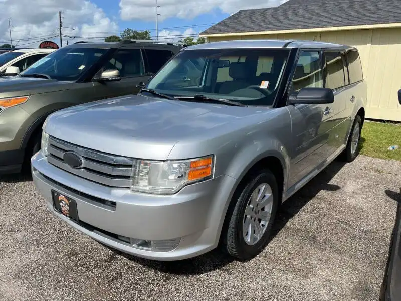 2011 Ford Flex SE FWD's photo