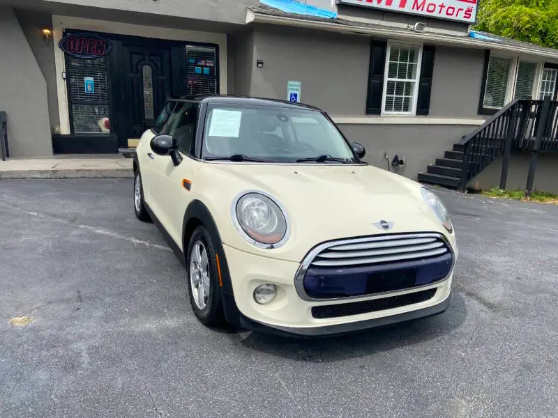2015 MINI Cooper Base photo 4