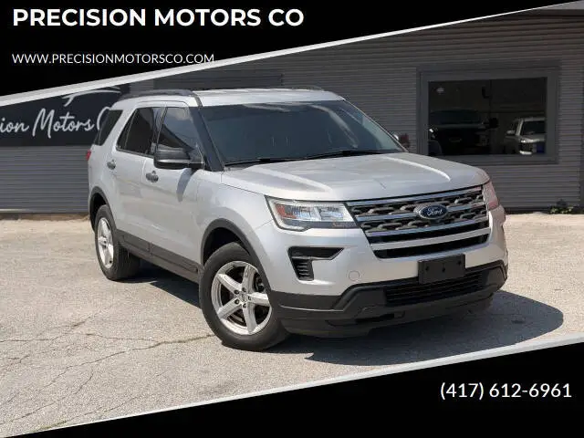 2018 Ford Explorer Base 4WD photo 1