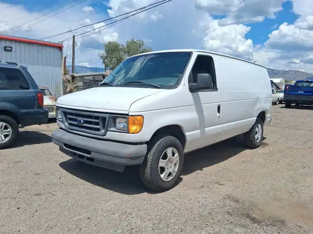 2005 Ford E-Series E-250 Van's photo