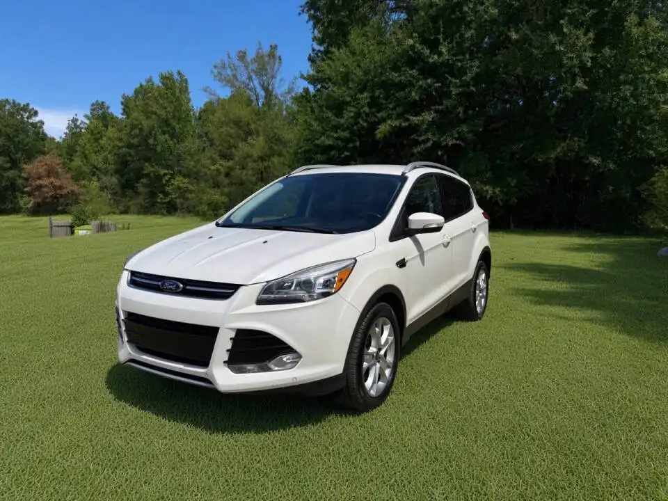 2016 Ford Escape Titanium 4WD's photo