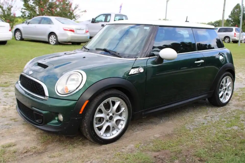 2011 MINI Cooper S's photo