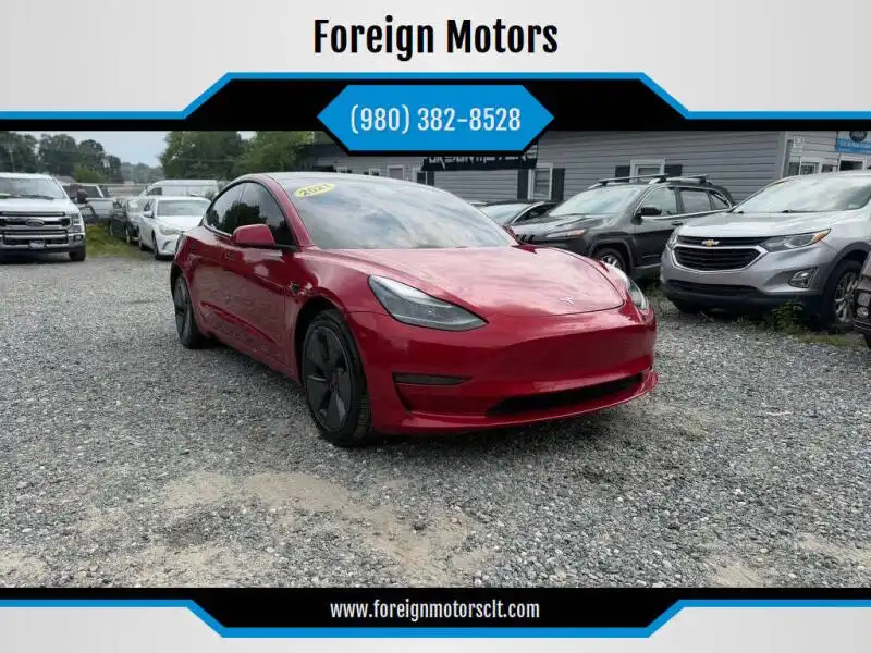 2021 Tesla Model 3 Standard Range Plus's photo