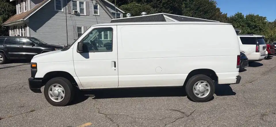 2014 Ford E-Series E-150 Van's photo