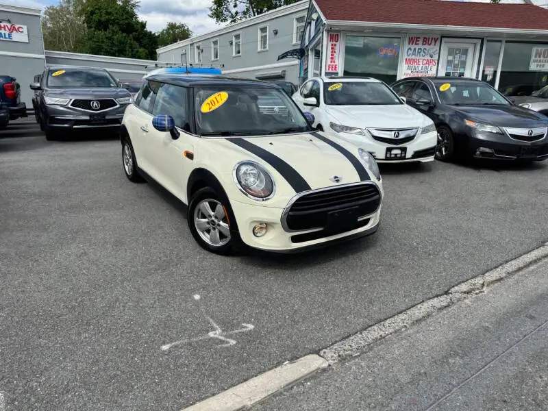 2017 MINI Cooper Base photo 4
