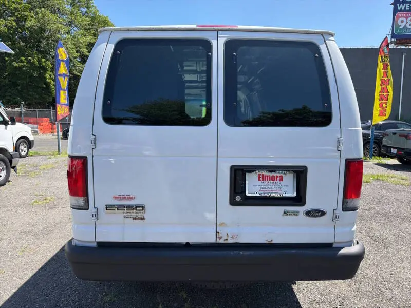 2014 Ford E-Series E-250 Extended photo 5