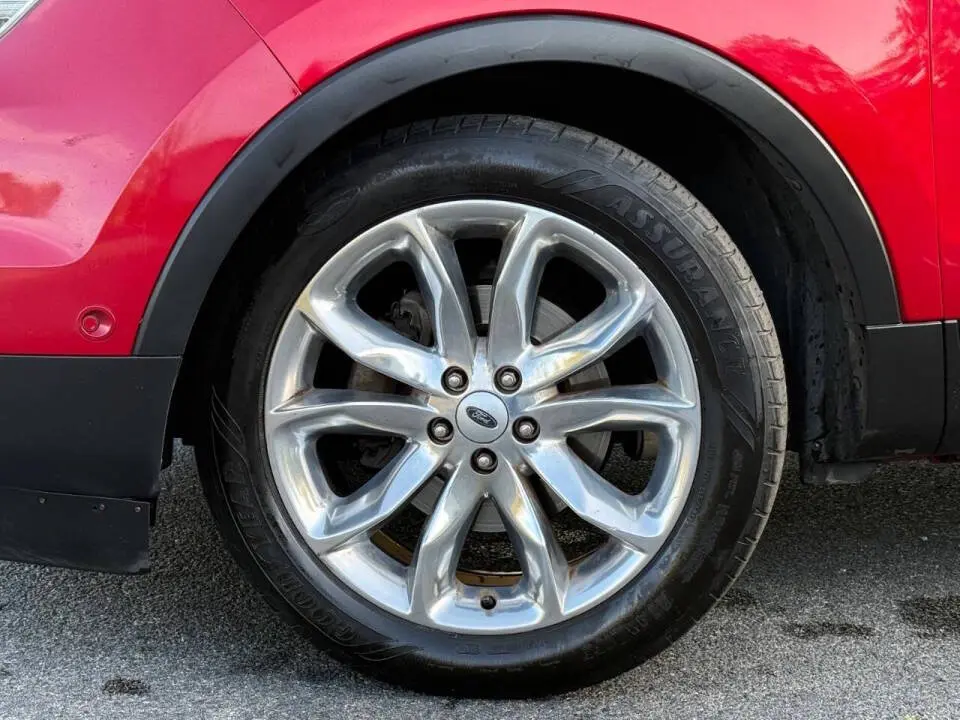 2012 Ford Explorer Limited photo 4