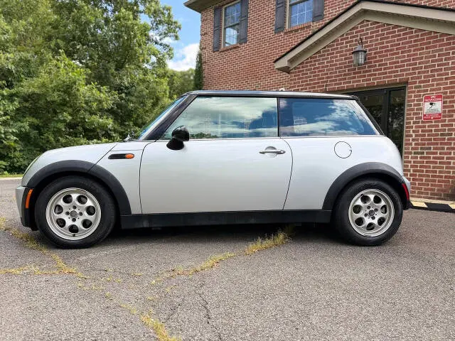 2006 MINI Cooper Base photo 3