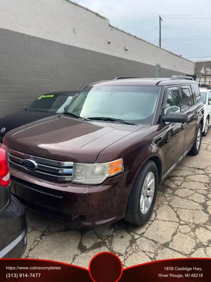2009 Ford Flex SE FWD's photo