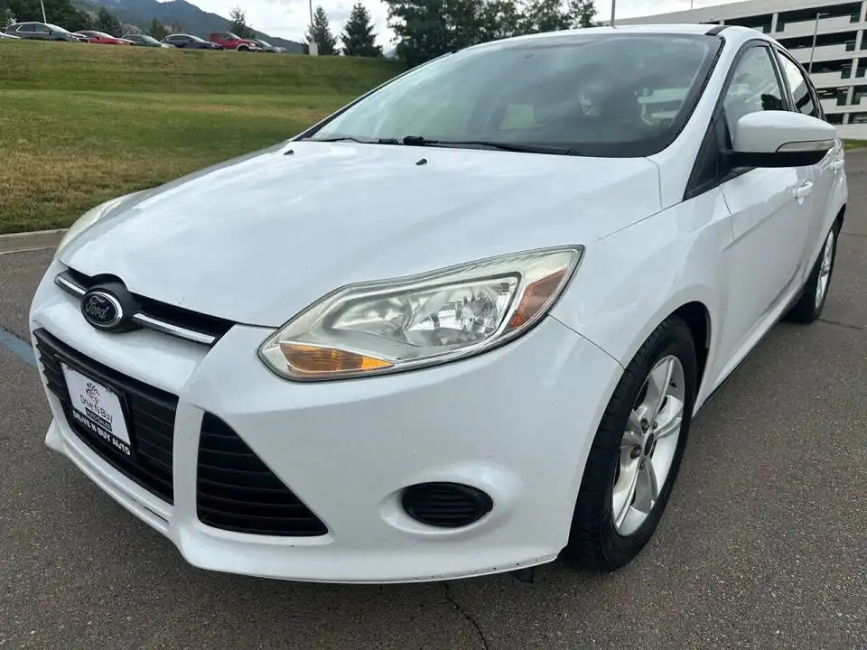 2014 Ford Focus 5 Door Hatch SE's photo