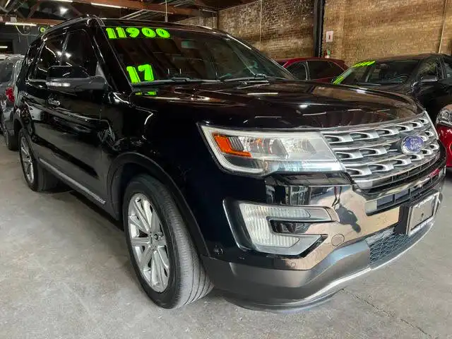 2017 Ford Explorer Limited 4WD's photo