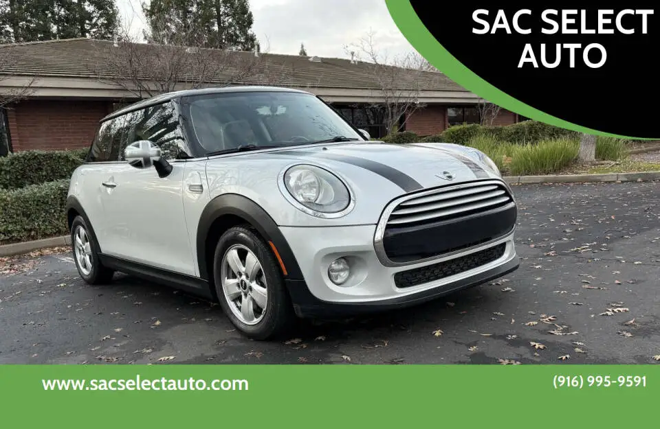 2014 MINI Cooper Base photo 1