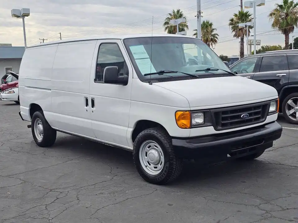2006 Ford E-Series E-150 Van's photo