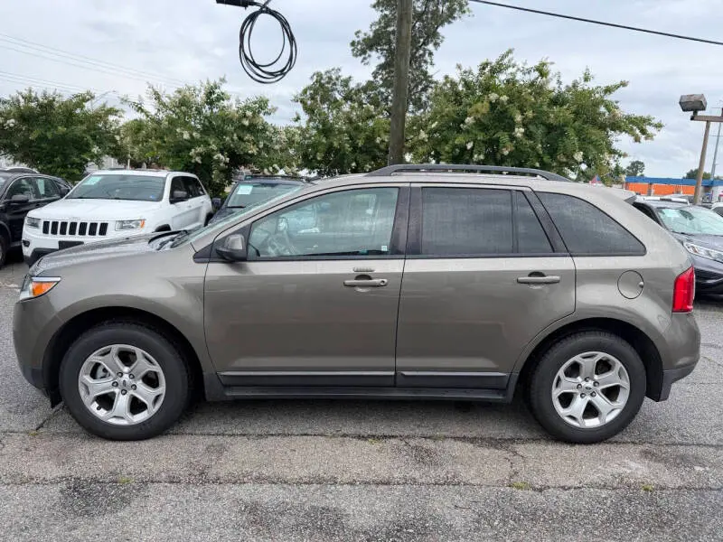 2013 Ford Edge SEL photo 3