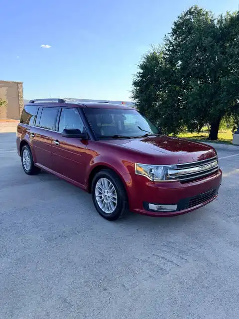 2019 Ford Flex SEL FWD's photo