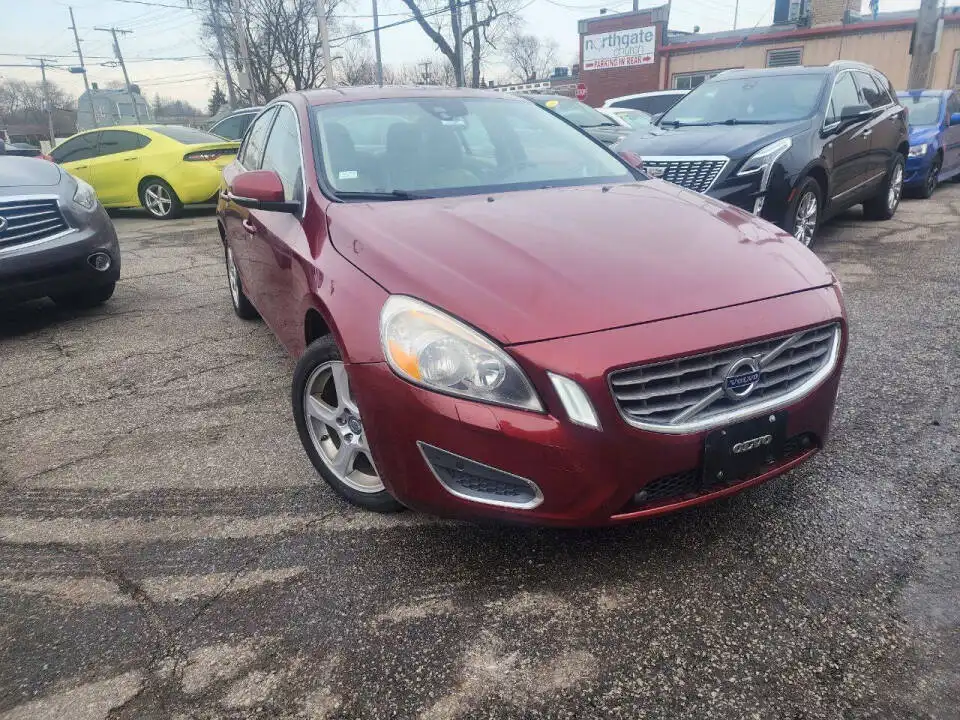 2012 Volvo S60 T5 FWD Auto's photo