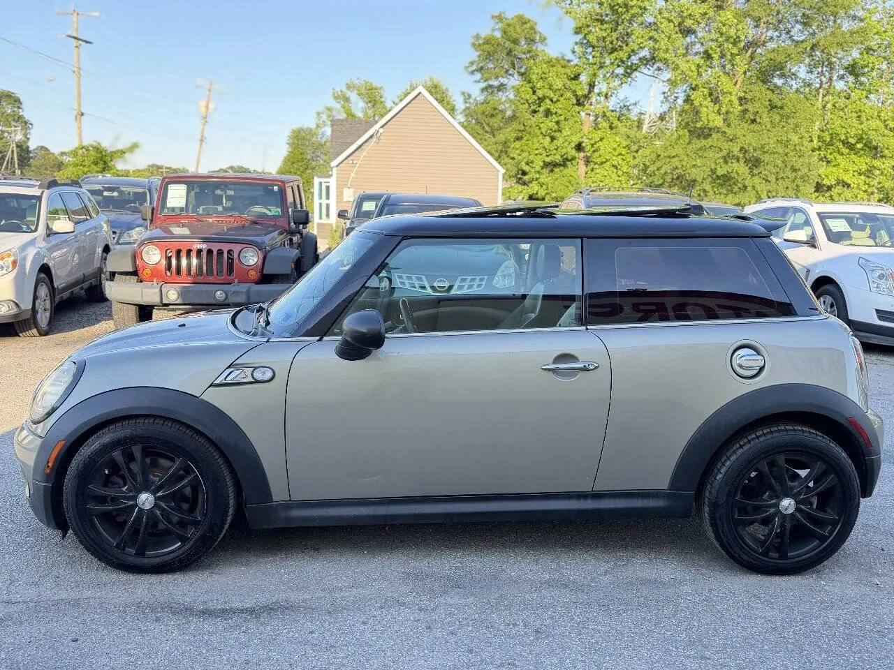 2009 MINI Cooper S photo 5