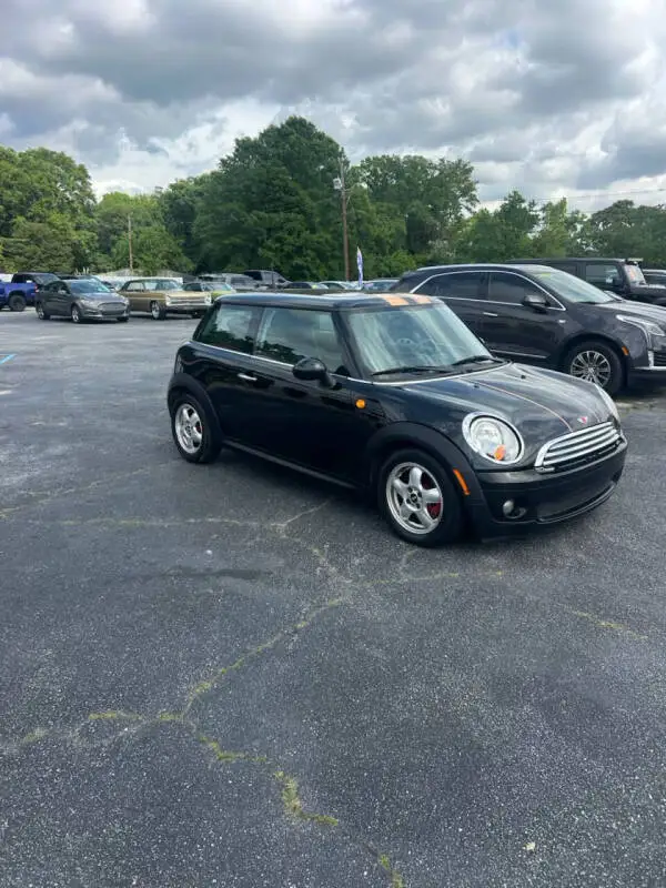 2010 MINI Cooper Base photo 1