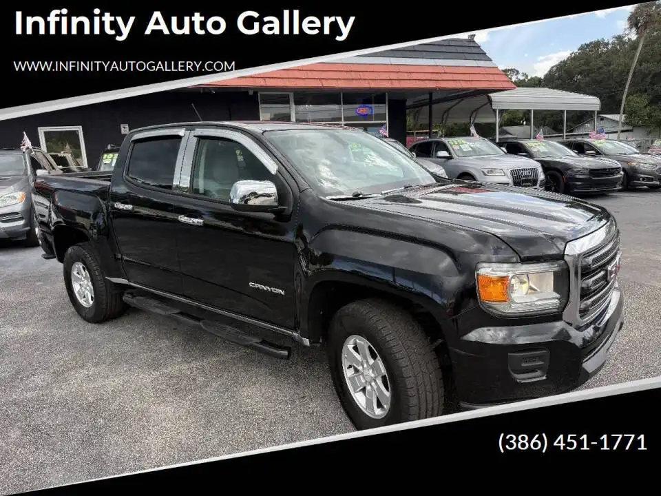 2016 GMC Canyon Base 2WD Crew Cab Short Box's photo