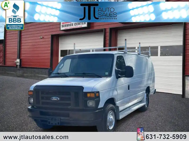 2012 Ford E-Series E-250 Extended's photo