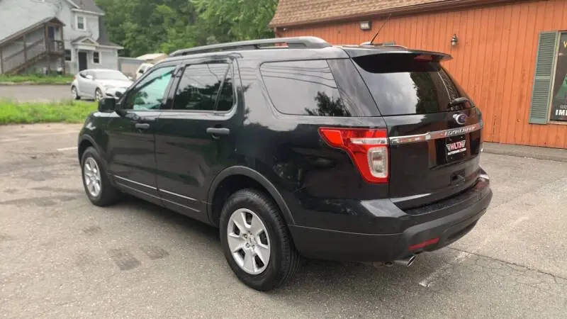 2014 Ford Explorer Base 4x4 photo 5